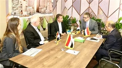 العناني: منتج سياحي متكامل في مصر