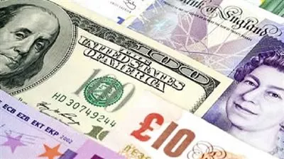 الدولار يفقد مكاسبه والإسترليني يتأهب لخطاب تيريزا ماي