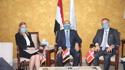 «الوزير» يبحث مع سفيرى الدنمارك والنرويج التعاون فى مجال النقل البحرى