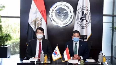 رئيس هيئة الاستثمار يبحث مع سفير كوريا تيسير جذب الاستثمارات لمصر