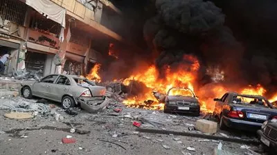 قتلى وجرحى في انفجار سيارة مفخخة بمخيم للاجئين بسوريا