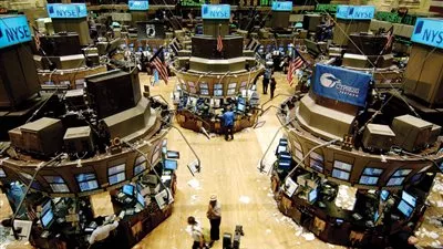 الأسهم الأمريكية تفتح مرتفعة وسط آمال بشأن اليونان