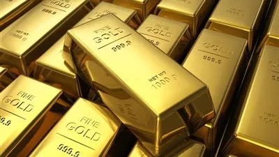 الذهب يتعافى من أدنى مستوى في 19 شهرا مع تراجع الدولار