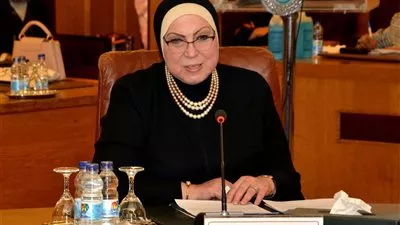 وزيرة التجارة تفتتح مؤتمر «الاستثمار العربى الإفريقى والتعاون الدولى»