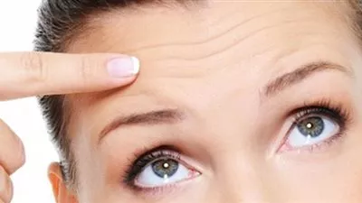 10 أطعمة ومشروبات تسبب الشيخوخة المبكرة