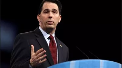 حاكم ولاية ويسكنسون ينضم لسباق انتخابات الرئاسة الامريكية