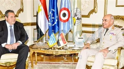 الفريق أول صدقى صبحى يلتقى وزير الدفاع اليونانى