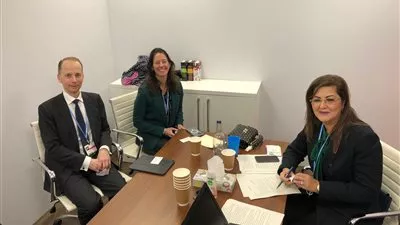 مصر تبحث مع بنك HSBC خطط دعم التحول الأخضر