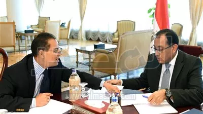 مدبولى يستعرض دور هيئة 