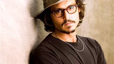 جوني ديب يشارك في حفل غنائي برومانيا لأول مرة