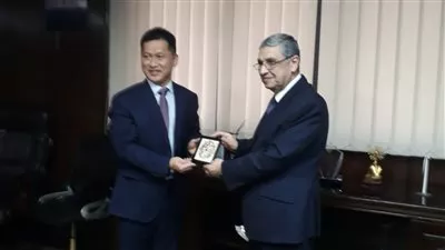وزير الكهرباء يبحث تعزيز التعاون مع شركة CGN EDRA الصينية 