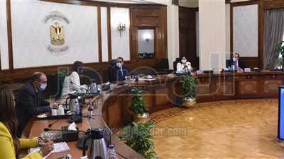 رئيس الوزراء يتابع إجراءات البرنامج الوطنى للإصلاحات الهيكلية