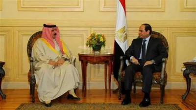 السيسى يعزى ملك البحرين فى وفاة رئيس الوزراء