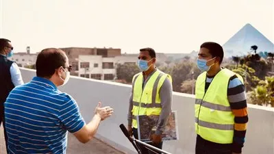 السيسى يتفقد مشروعات تطوير المحاور والكبارى بالقاهرة والجيزة