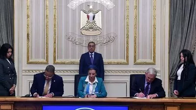 إنشاء مشروع لتحويل المخلفات إلي ديزل حيوي وجرافين بالفيوم