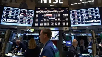 الأسهم الأمريكية تفتح على ارتفاع طفيف بدعم قطاع التكنولوجيا