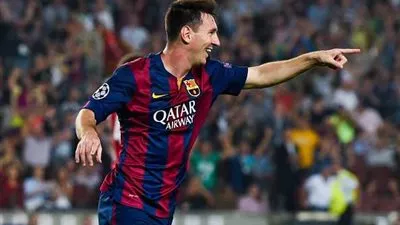 ميسي يتفوق على رونالدو ويفوز بجائزة أفضل رياضي لعام 2015