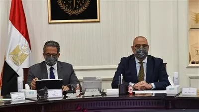 «الجزار» و«العناني» يترأسان اجتماع لجنة متابعة تطوير موقع التجلى الأعظم 