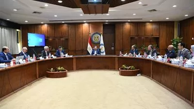 «الملا» يتابع تنفيذ مشروعات «تكنيب إينرجيز» فى الإسكندرية وأسيوط