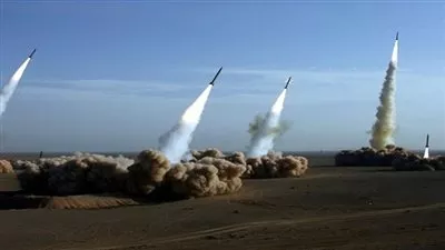 إيران تعلن عن مناورات عسكرية جديدة تشمل إطلاق صواريخ