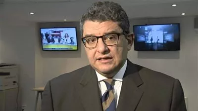 السفير محمد البدري يقدم أوراق اعتماده سفيراً غير مقيم لمصرفي 