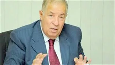 الحكومة تدرس الغاء الضريبة العقارية على المصانع