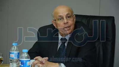 عبدالرؤوف قطب: 