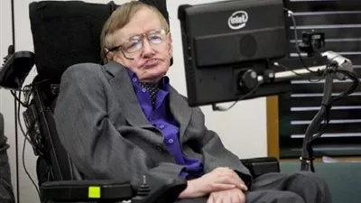 عالم الفيزياء البريطاني