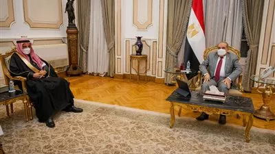 مصر تبحث مع السعودية إمكانية تبادل خبرات التصنيع في مختلف المجالات