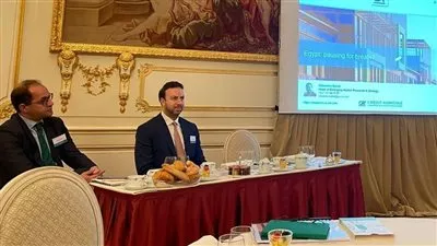 نائب وزير المالية يدعو الشركات الفرنسية للاستفادة من الفرص الاستثمارية في مصر