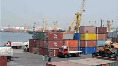 نمو أكبر من المتوقع لصادرات ألمانيا في فبراير وارتفاع الواردات