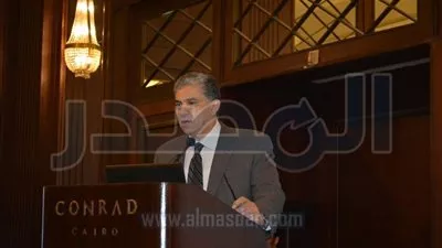 وزير البيئة يستعرض الملامح الرئيسية لمنظومة المخلفات