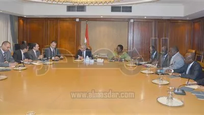 وزير الصناعة يبحث مع نظيرته التوجولية سبل تعزيز فرص التعاون بين البلدين