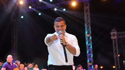 عمرو دياب يحيي حفل عيد الحب بالتجمع الخامس