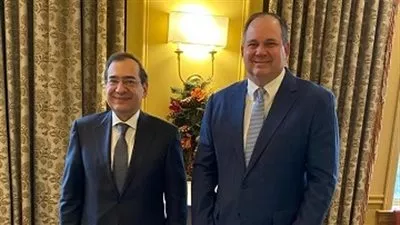 وزير البترول يبحث خطط «أباتشى» الأمريكية لزيادة الاستثمارات فى مصر