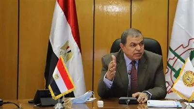 «القوى العاملة»: صرف 1.79 مليار جنيه إعانات طوارئ لـ 418 ألف عامل