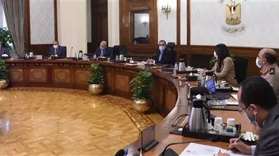 مدبولي يتابع موقف تنفيذ بروتوكولات التعاون بين «الإسكان» والهيئة الهندسية