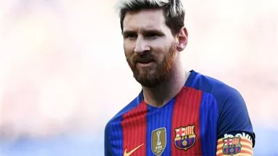 ميسي يعلن سبب تأجيل زيارته لمصر: 