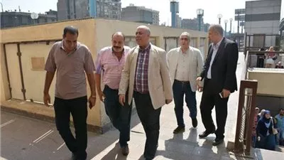 رئيس 