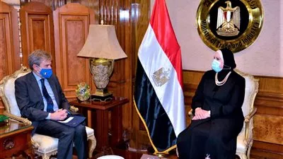 وزيرة التجارة تبحث سبل تعزيز التعاون الاقتصادي والتجاري مع ايطاليا
