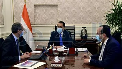 وزير الاتصالات: الانتهاء من رفع كفاءة 781 مكتب بريد بنهاية العام الجارى