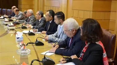 وزراء الإنتاج الحربى والاتصالات والصناعة يلتقون عدد من ممثلى الشركات الأمريكية