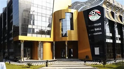 رسمياً.. تأجيل مبارة الأهلي و الزمالك