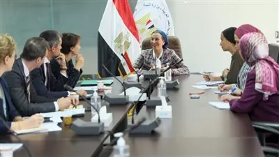 وزيرة البيئة تبحث مع ممثلي الوكالة الفرنسية للتنمية سبل التعاون المشترك 