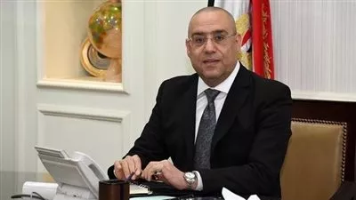 وزير الإسكان يوجه بالإسراع في تنفيذ مشروعات «العلمين الجديدة» 