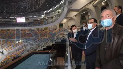 «مدبولى» يتفقد مجمع الصالات المغطاة باستاد القاهرة استعدادًا لمونديال اليد