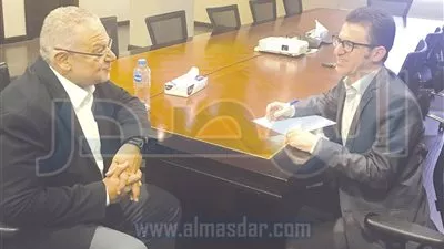 طارق عبداللطيف: طرح سيارة 