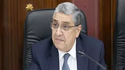 وزير الكهرباء: الانتهاء من مركز التحكم بالعاصمة الإدارية.. ديسمبر 2022