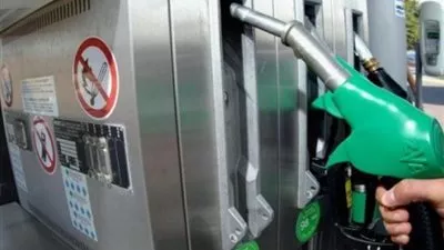 الحكومة تنفي ارتفاع أسعار البنزين