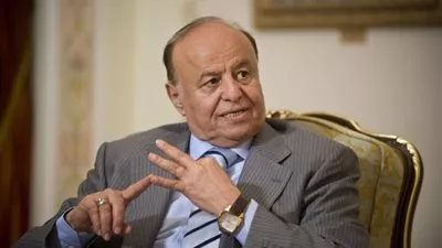 الرئيس اليمني يصل القاهرة للمشاركة فى إفتتاح مشروع قناة السويس الجديد